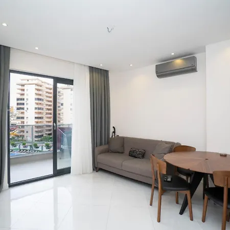 Serenity Apartment *